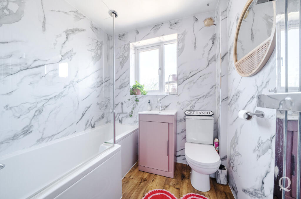 6cc6d193-7749-425...