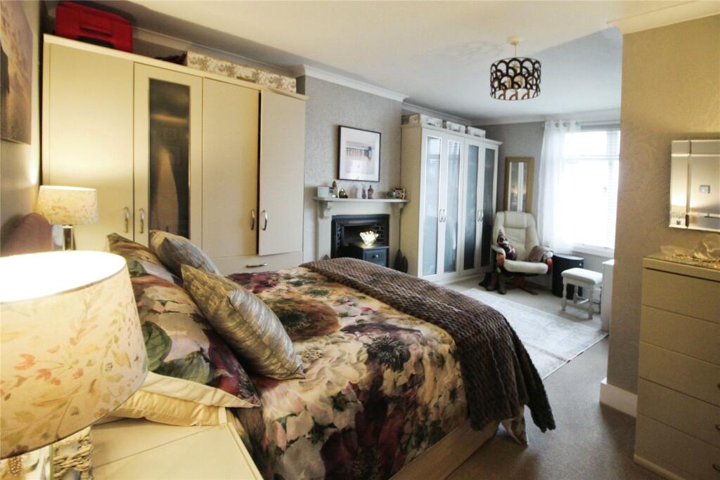 Double Bedroom Ensui