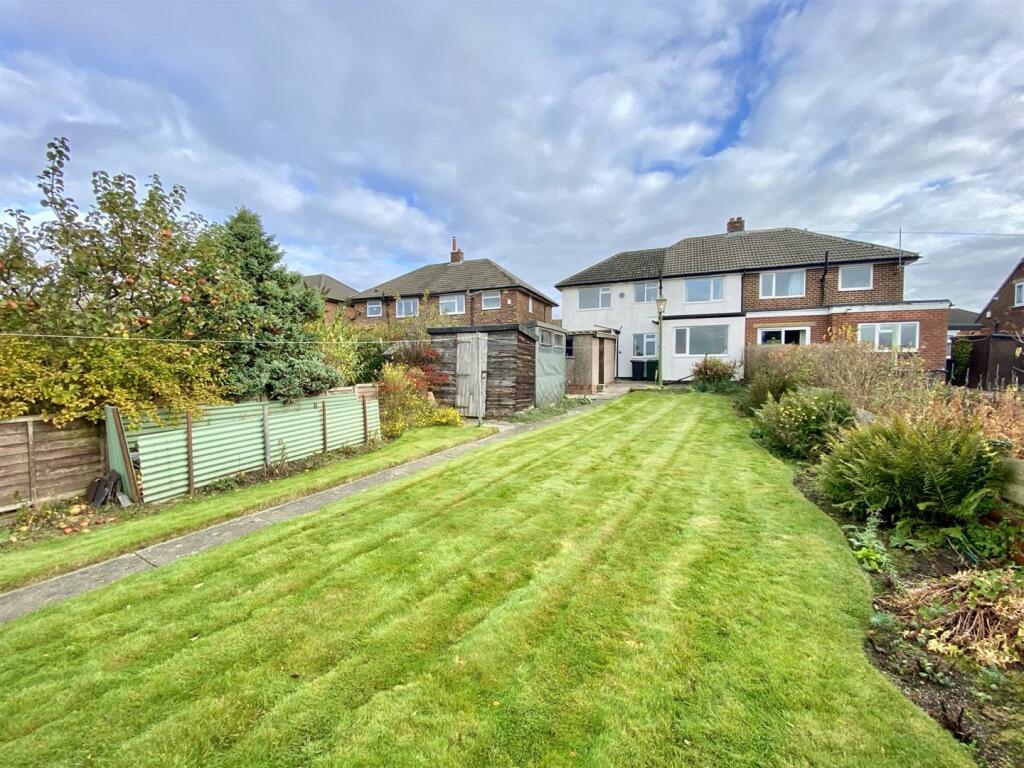 Bramleys Estate Agents - Slipper Lane - Mirfield (