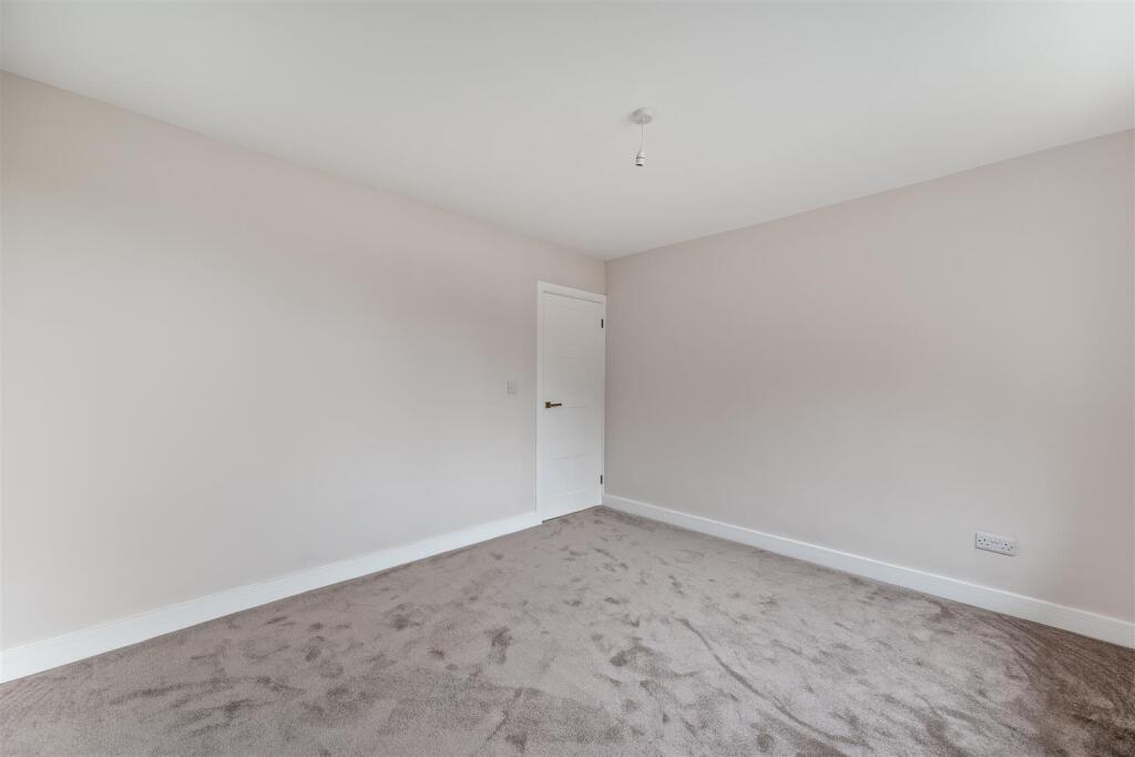 176 Nottingham Rd Burton Joyce Nottingham NG14 5BD