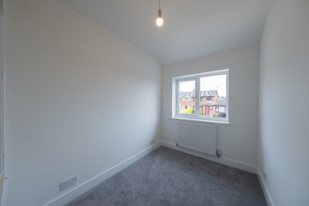 23 Oathills Drive-019.jpg