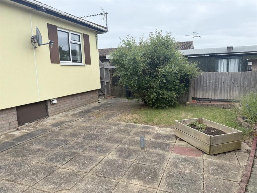 Garden 3.jpg