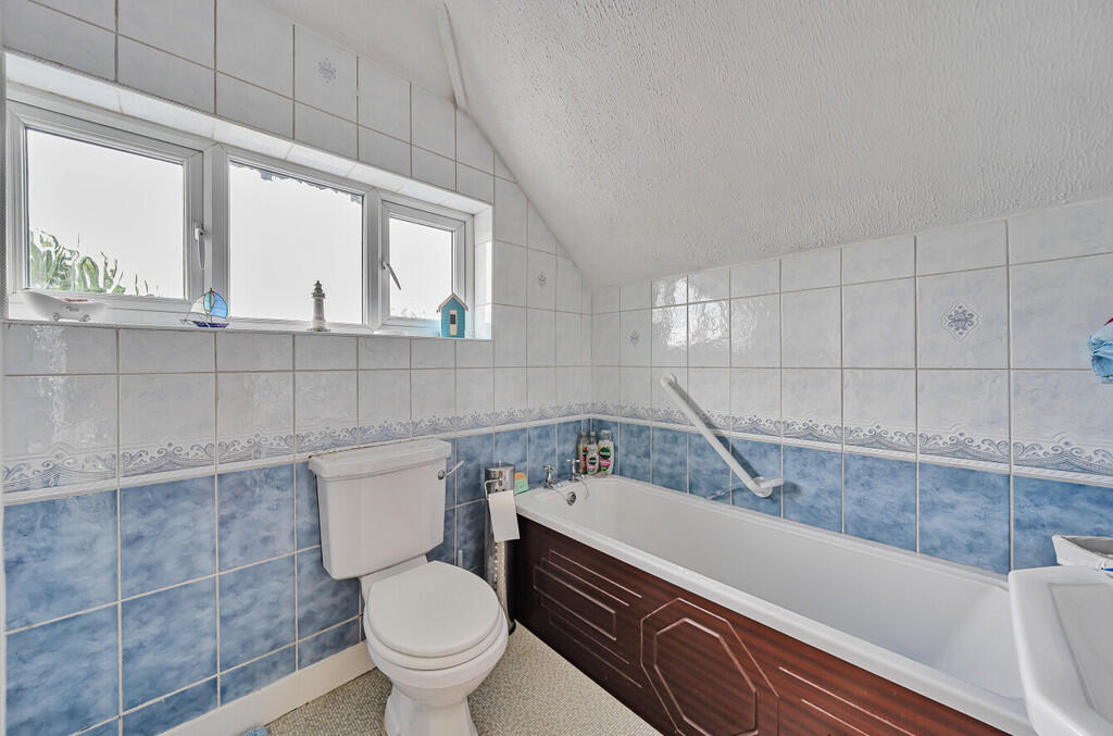 1296212-17-683700...