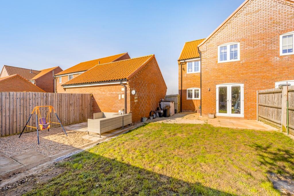 123 Willow Court (Cowbit)-10