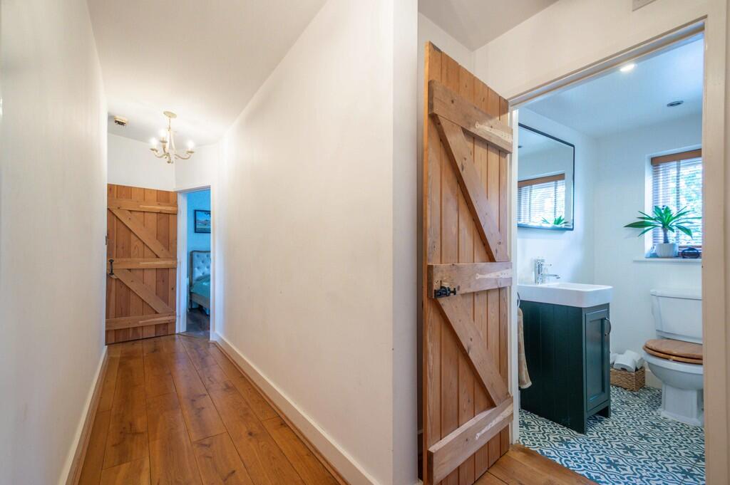Regal Cottage-12