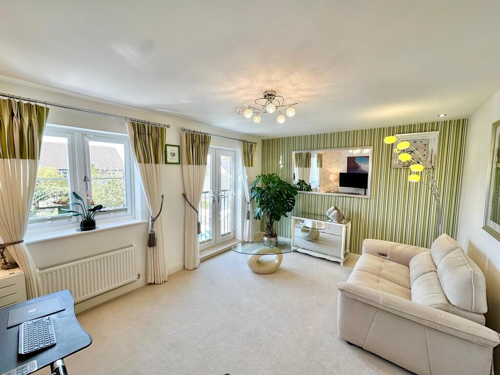 IMG-20250917-WA00...