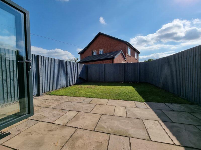 Bi-Folds to the Garden