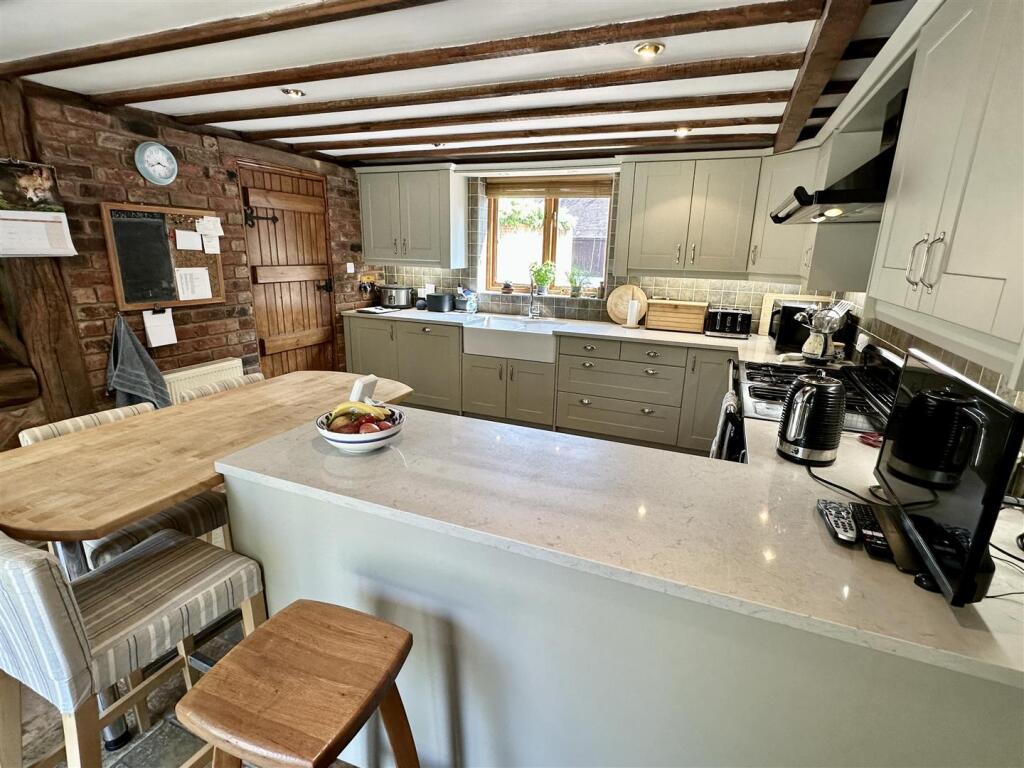 breakfast kitchen