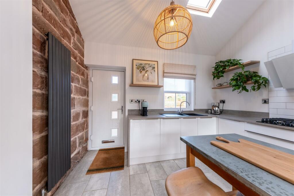 77 Hockenhull Lane-007.jpg