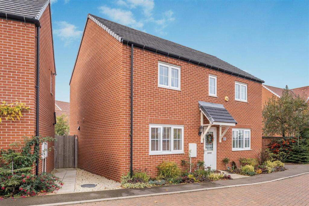 55 Yarrow Road, Bodicote-3.jpg