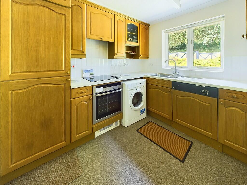 Kitchen b