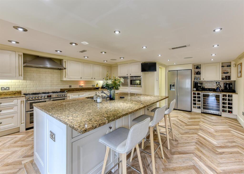 The Old Coach House-kitchen4.jpg