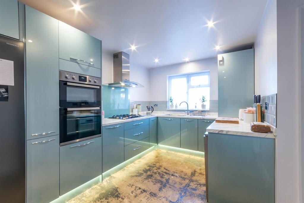 Kitchen Breakfast Room