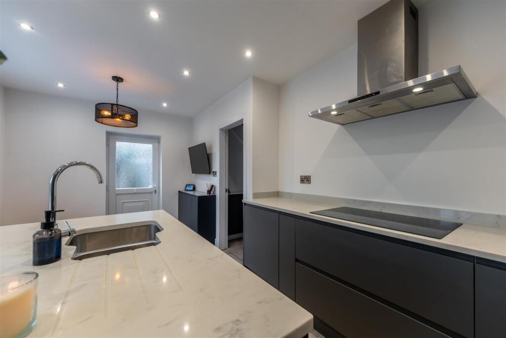 30 Poplar Drive-005.jpg