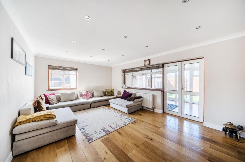 Davidson Frost-Wellings, DFW, Merrion Avenue, Livi