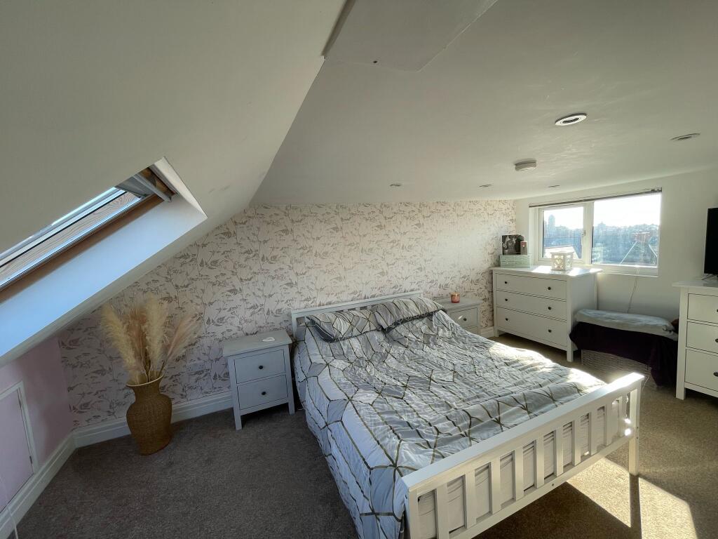 79dc5d51-dd16-4a15-b7ed-e9546e61bdf9