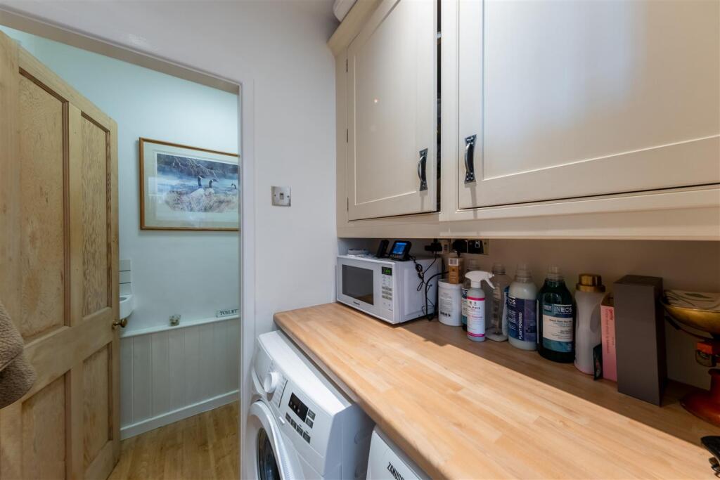 4 Bunbury Court-005.jpg