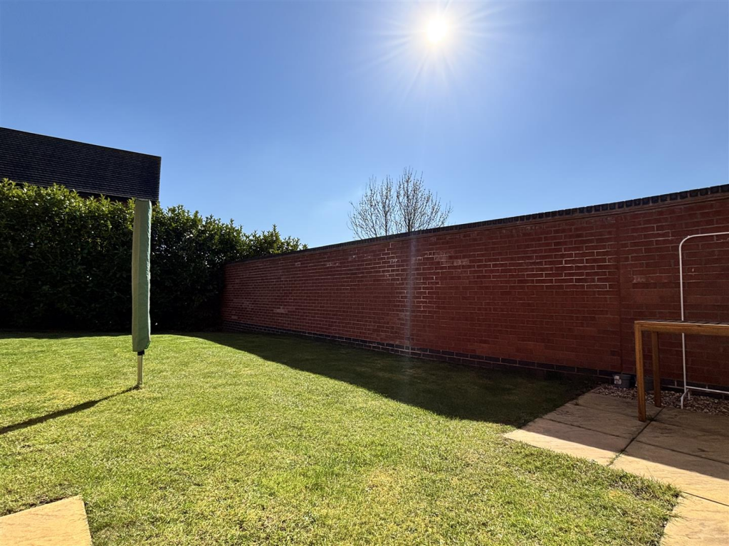11 Primrose Walk, Ravenstone