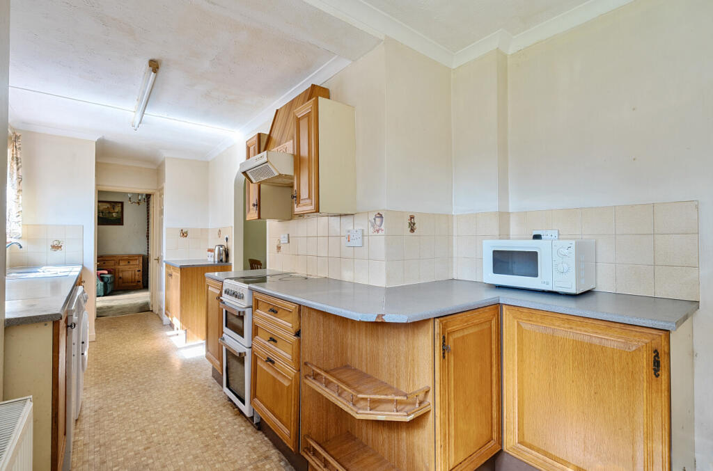 22-681b3aaec3cd7-...