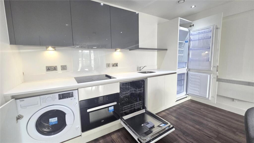 Kitchen 2