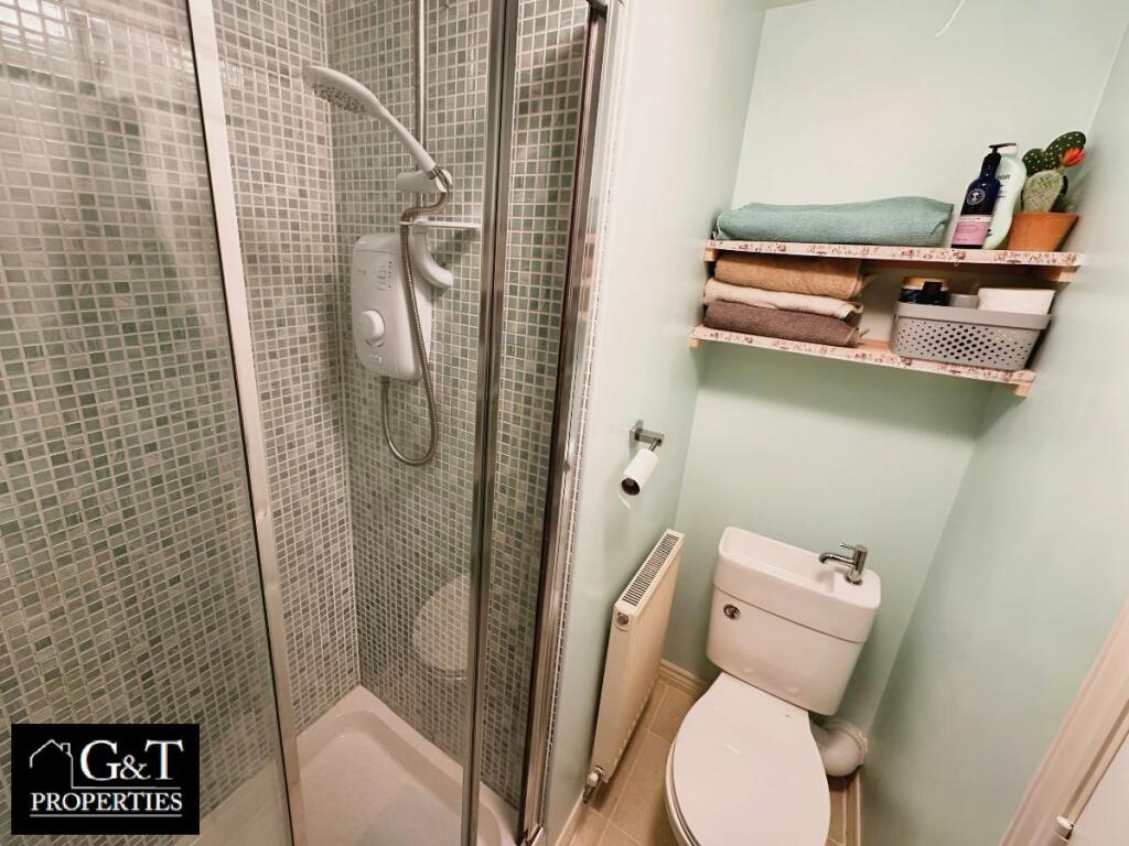 Master En-Suite