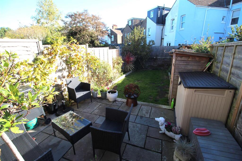 28 Elm garden new new.JPG