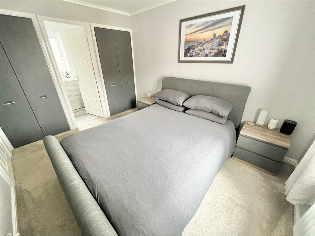 Bedroom 1 Aspect 3