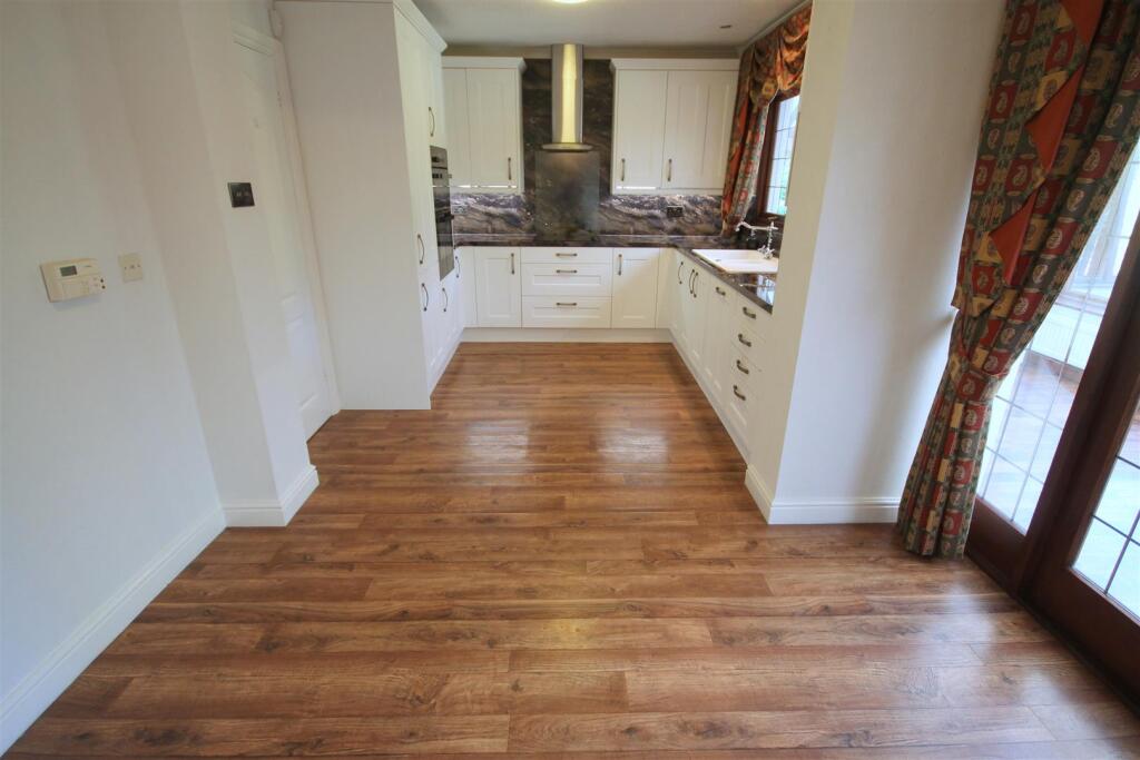 GB Kitchen Breakfast Room.JPG