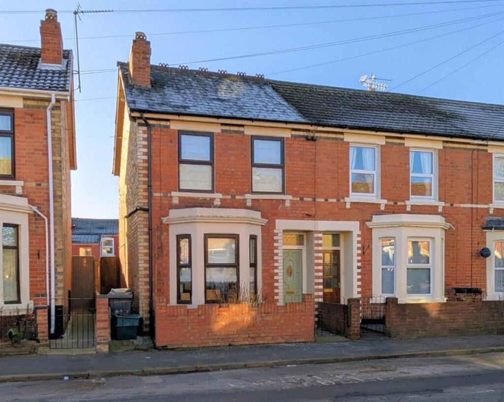 Lysons Avenue, Gloucester