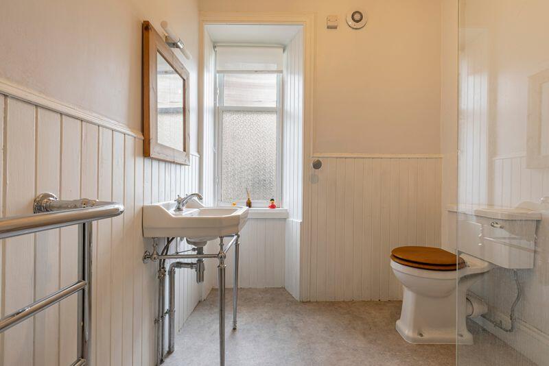 Family Shower Room