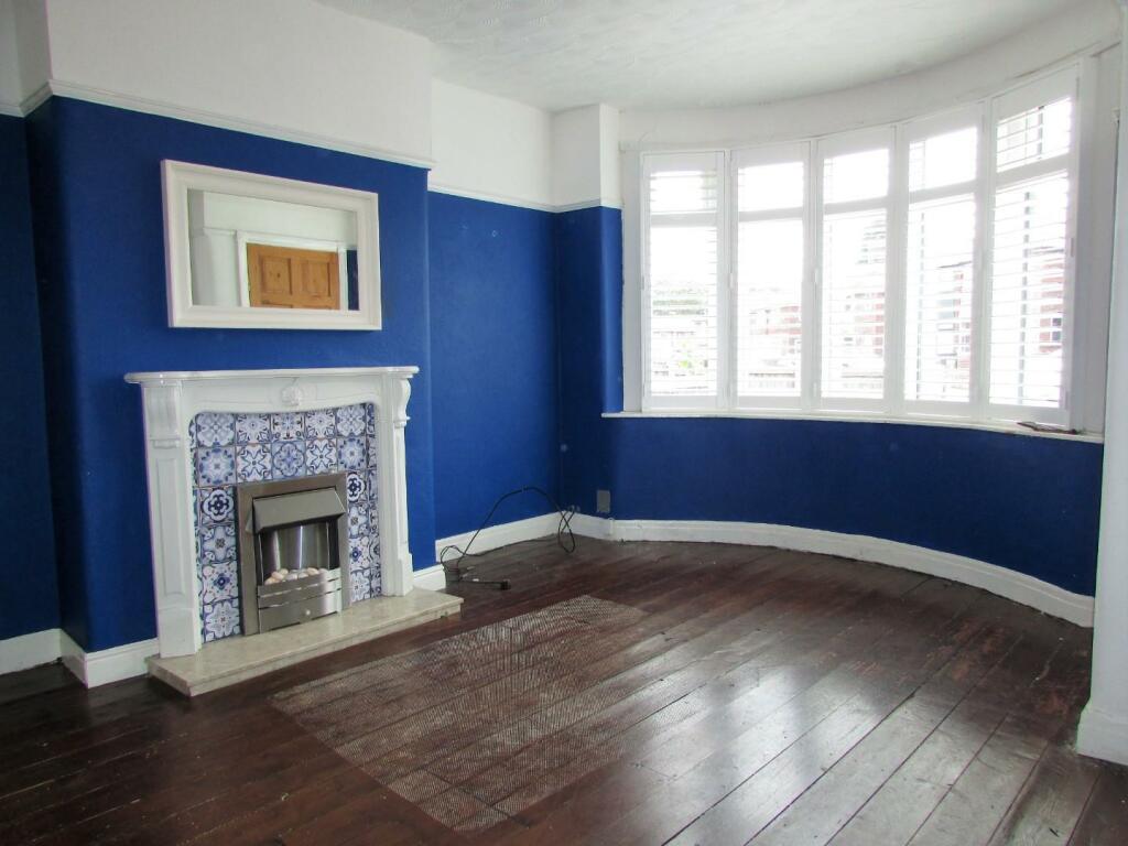 DunkerleyAve51lnge1.JPG