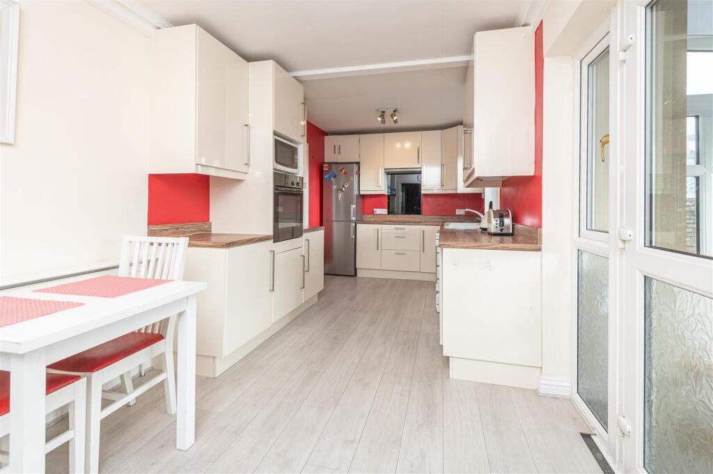 Dining Kitchen