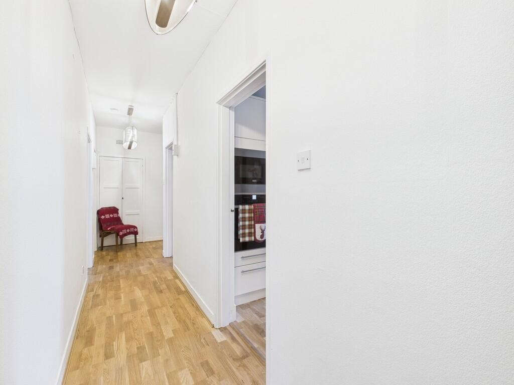 CAM05526G0-PR0054...