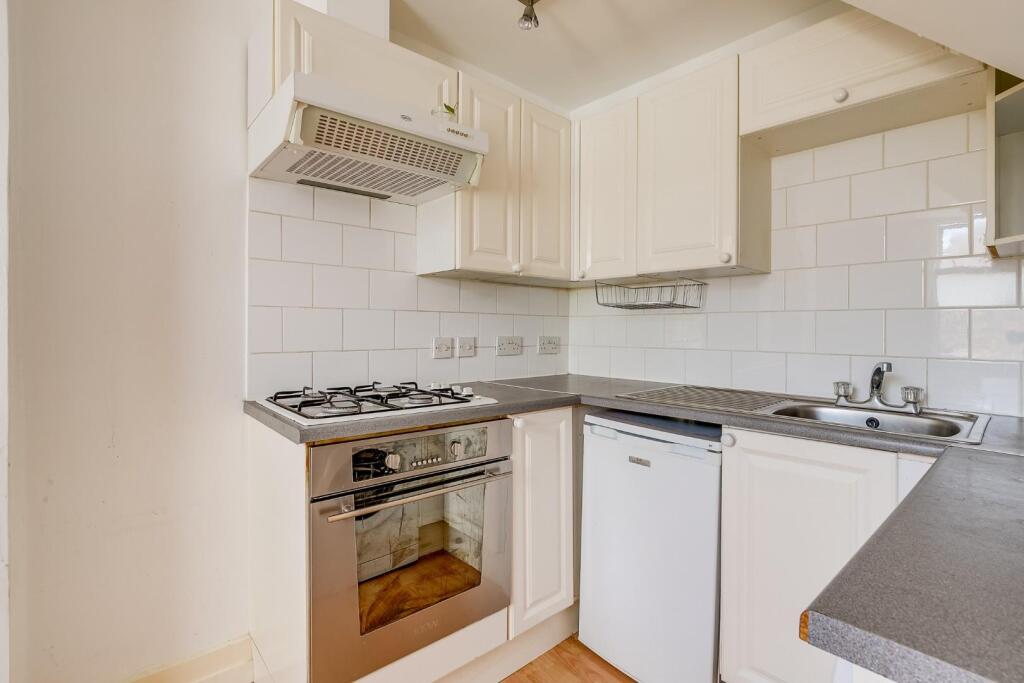 Southampton Way 45, Flat 2-8.jpg
