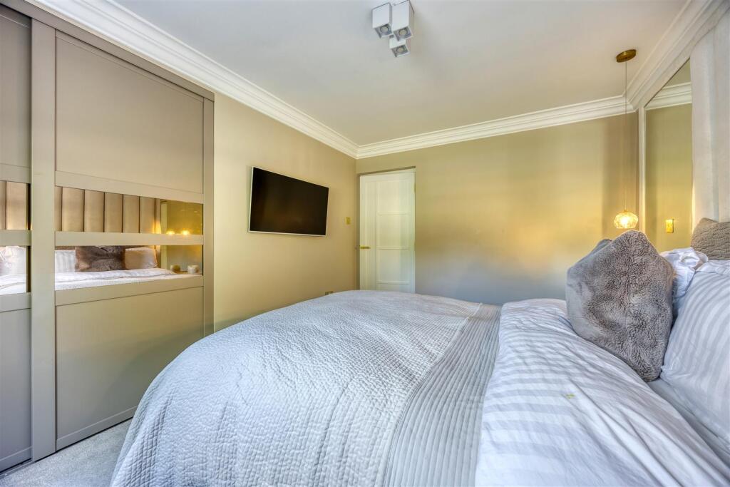 FLAT2_31_ALEXANDRA_ROAD_LENZIE_011.JPEG