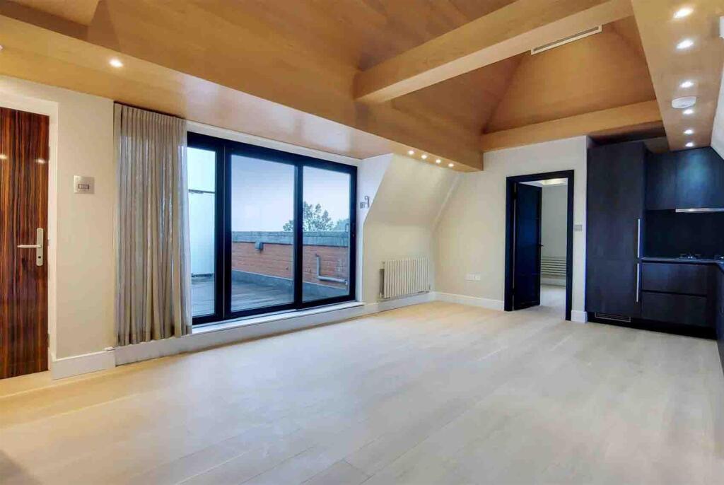 Open Plan Kitchen/Reception Room