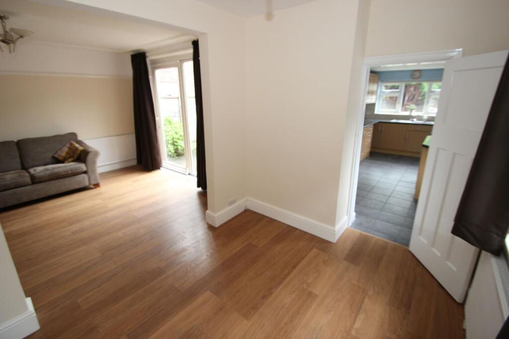 Dining / Living Area Aspect 2