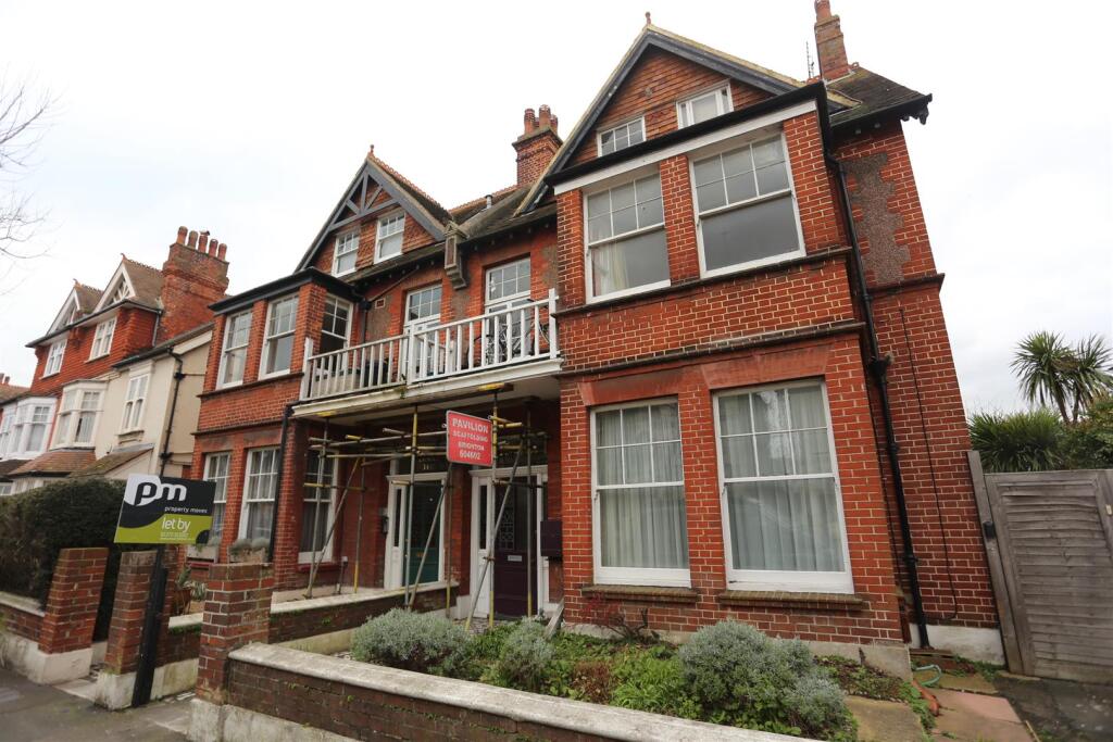 36 Sackville Road External (2).JPG