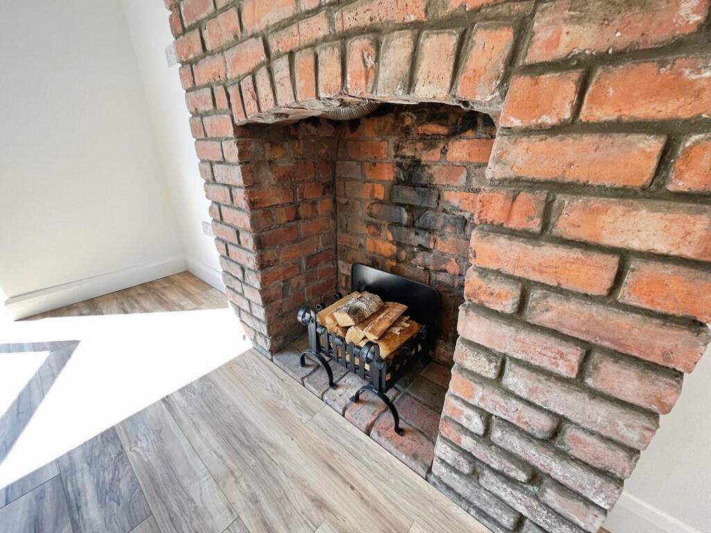 7d8cda9c--4DA7-B870-8A505C5D4648-28189-000004164DD