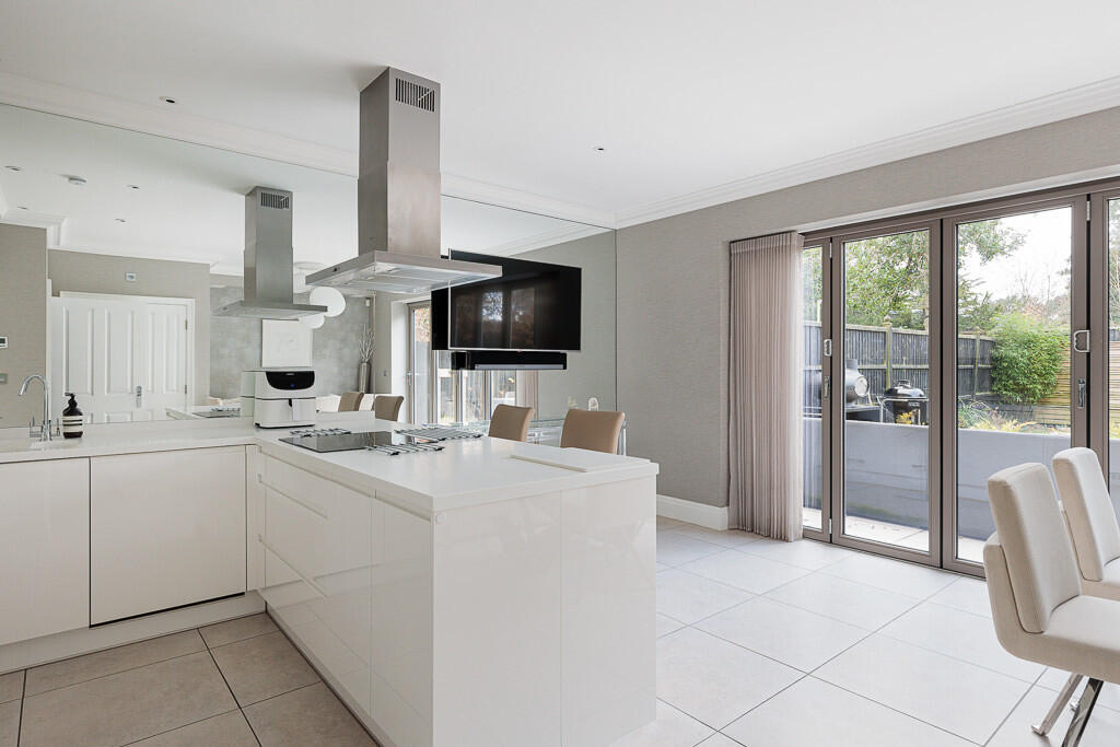 2_kensington_gard...