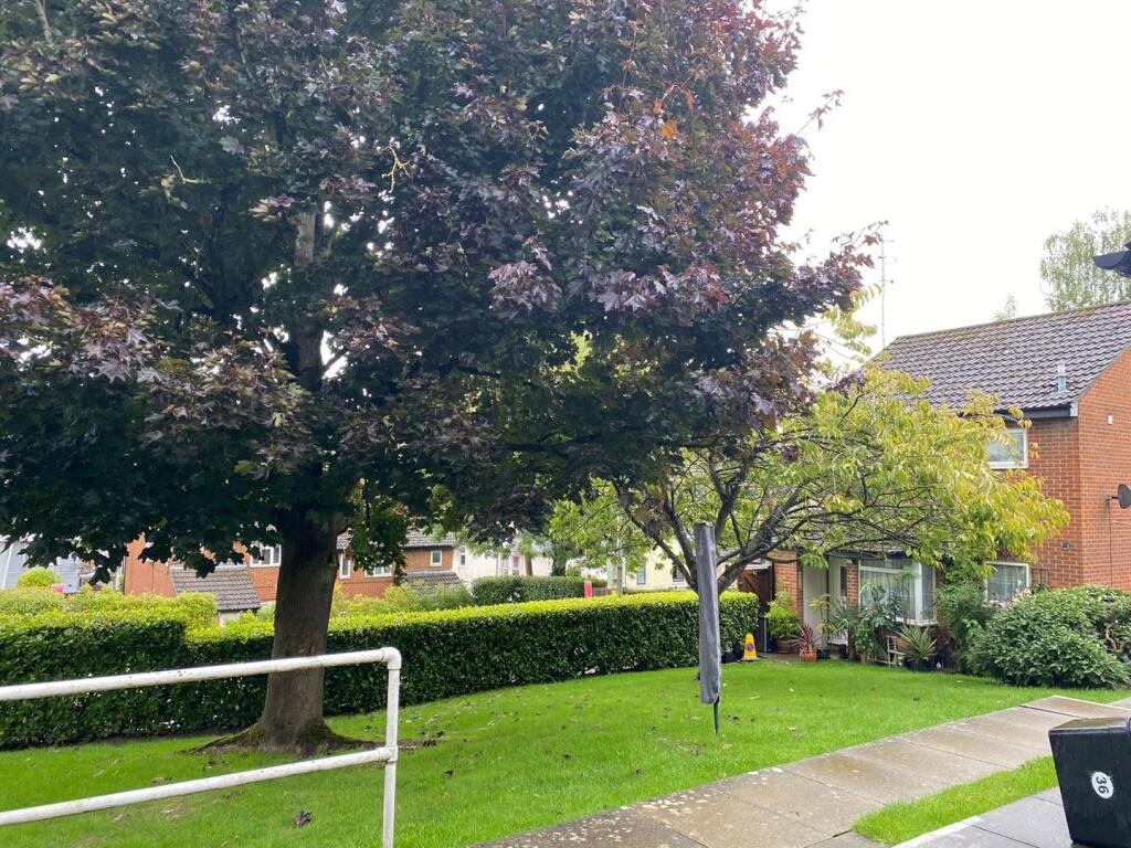 36 bevelwood gardens.jpg
