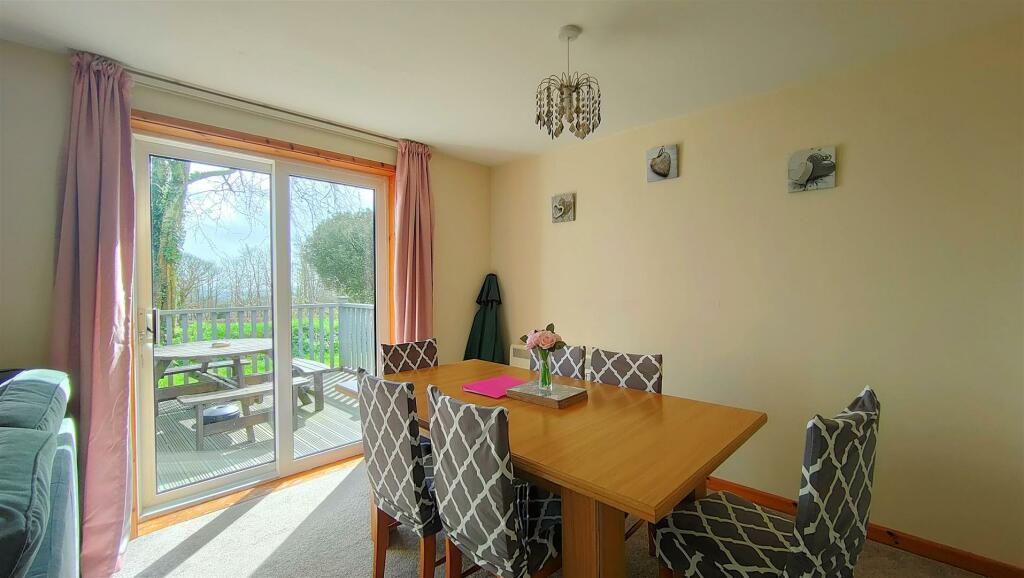 dining area.jpg
