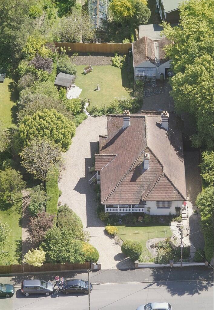 FORMER OVERHEAD V...