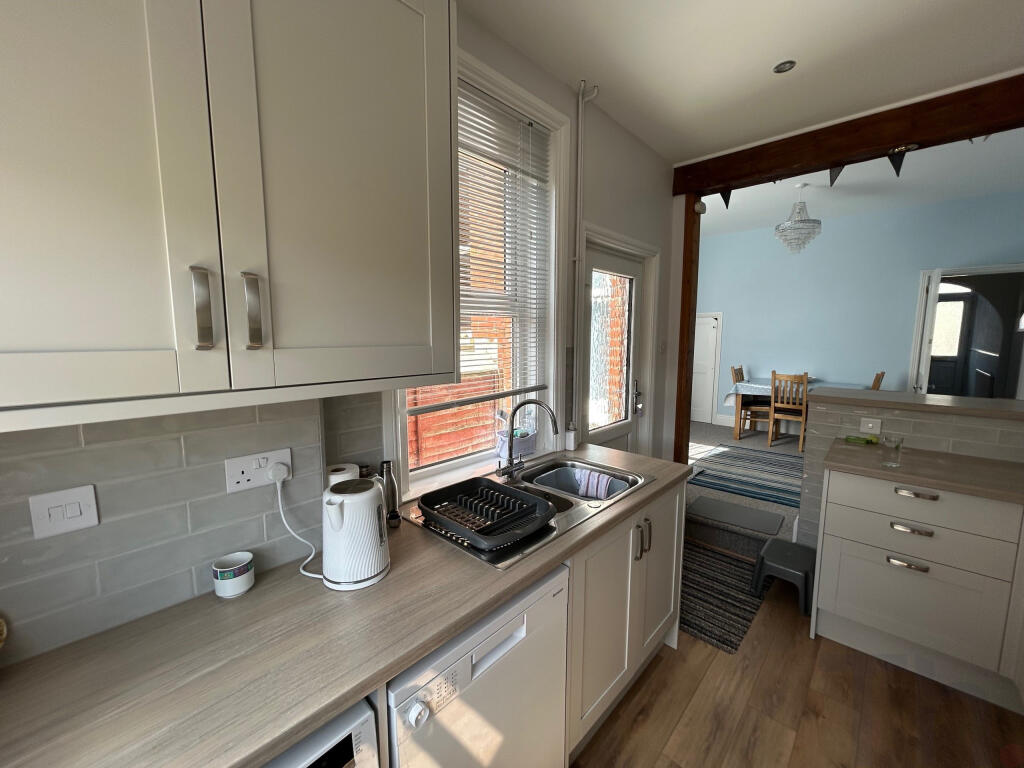 Kitchen 2