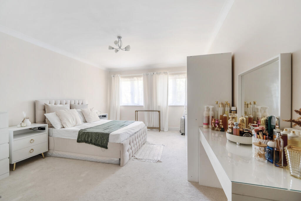 1321195-20-686cfb...