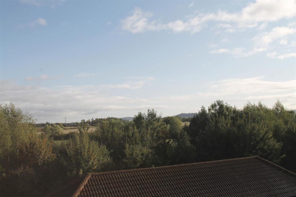 view2.jpg