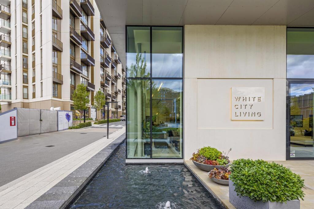 B9E White City Living (7).jpg