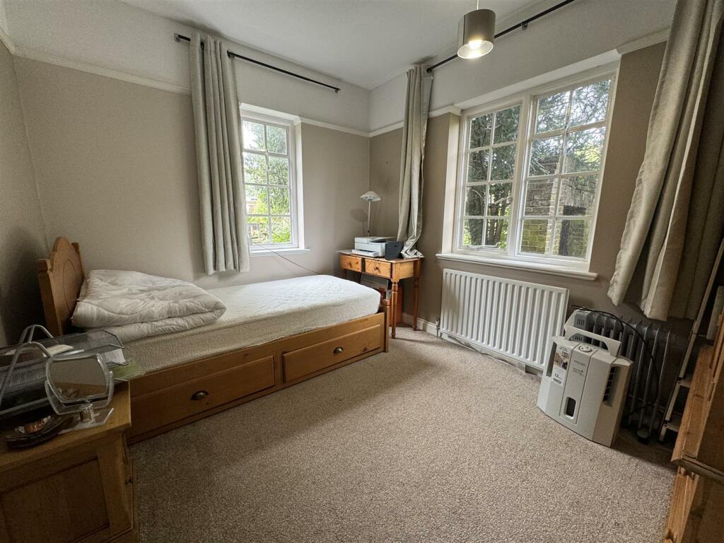Bed 3.jpeg