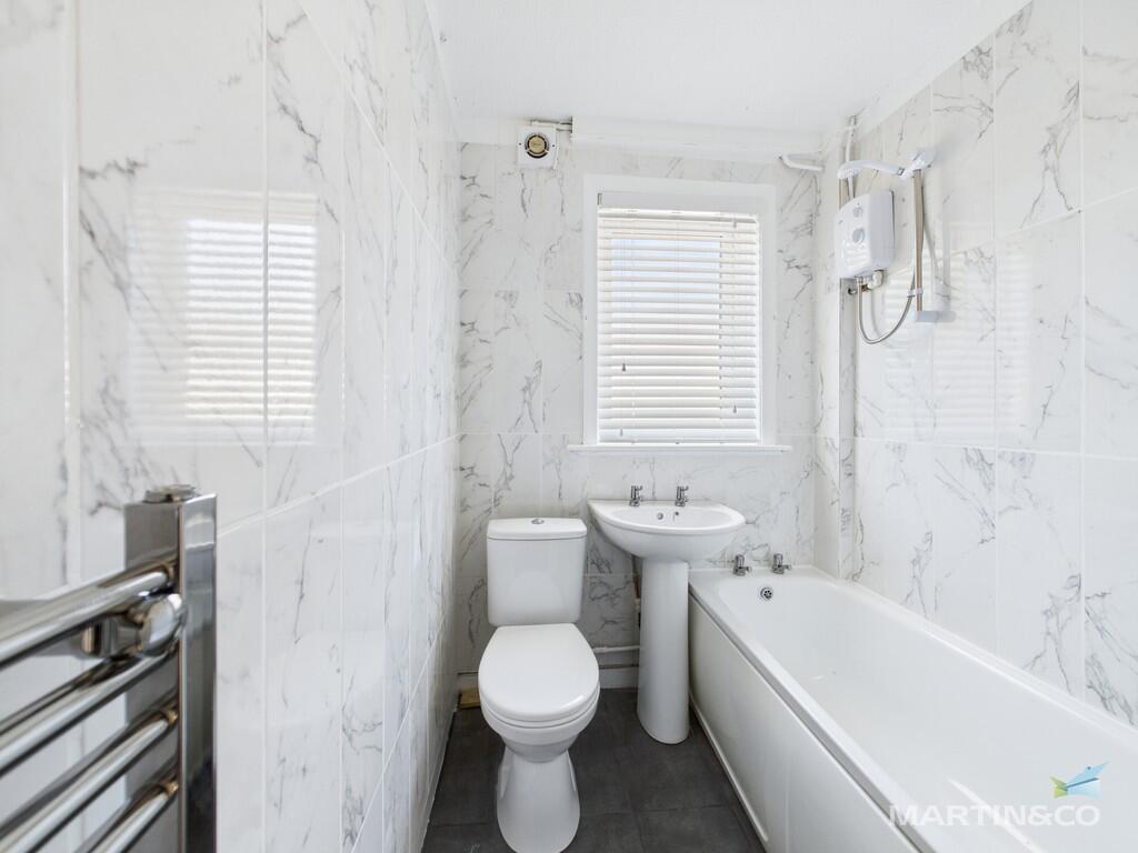 CAM03111G0-PR0304...