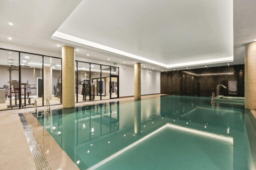 skyline pool